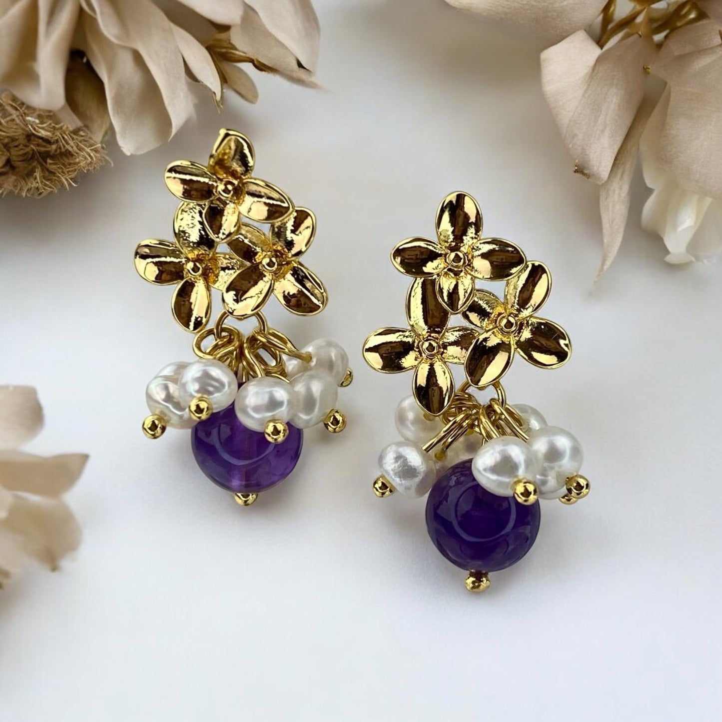 Amethyst and River pearl earrings (Amethyst, River pearls)