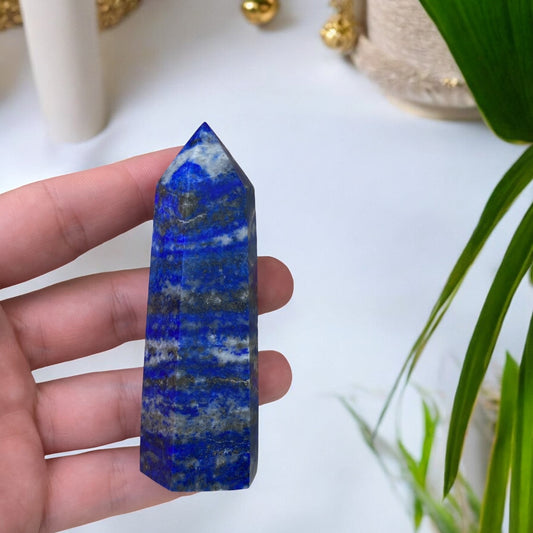 Lazurīta tornis (117g.)