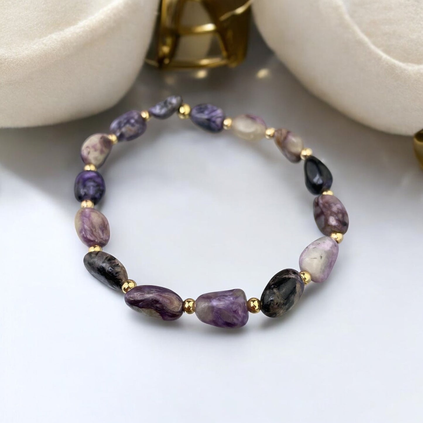 Čaroīta rokassprādze (Čaroīts)