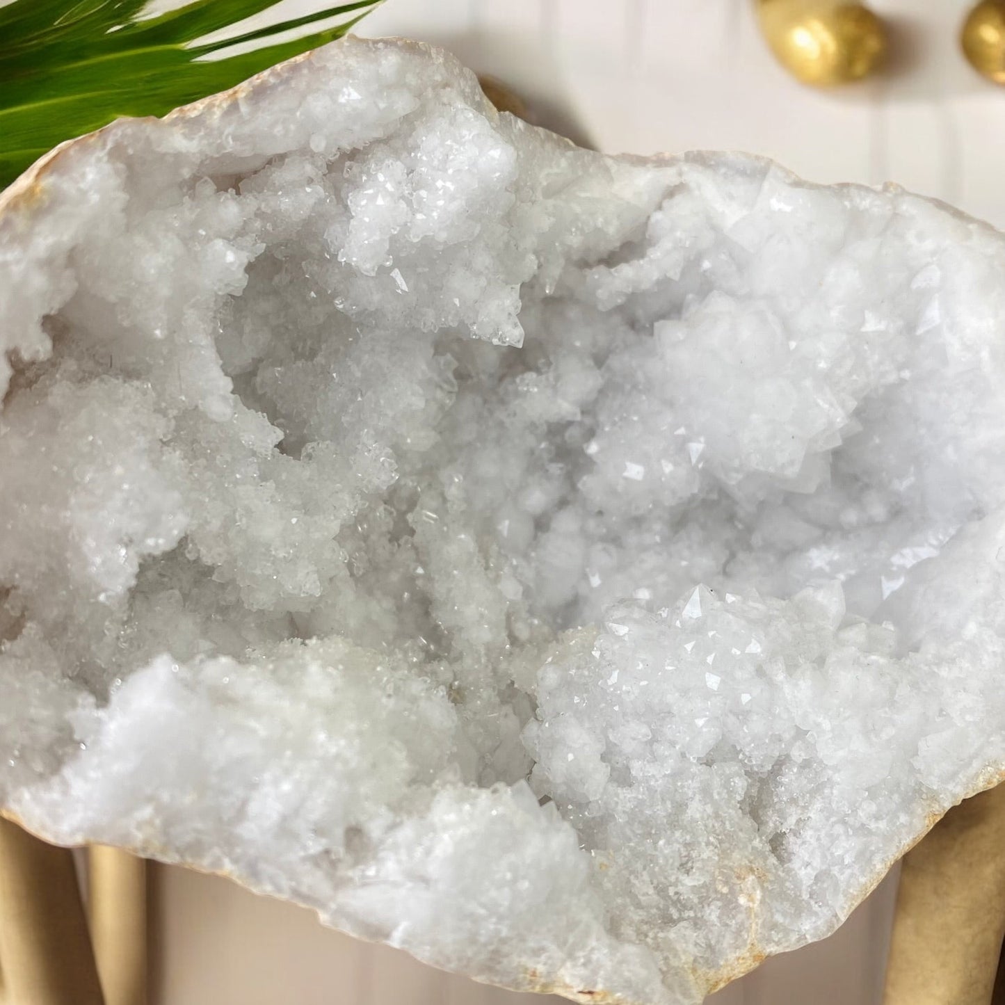 Baltā Kvarca žeoda 329g.