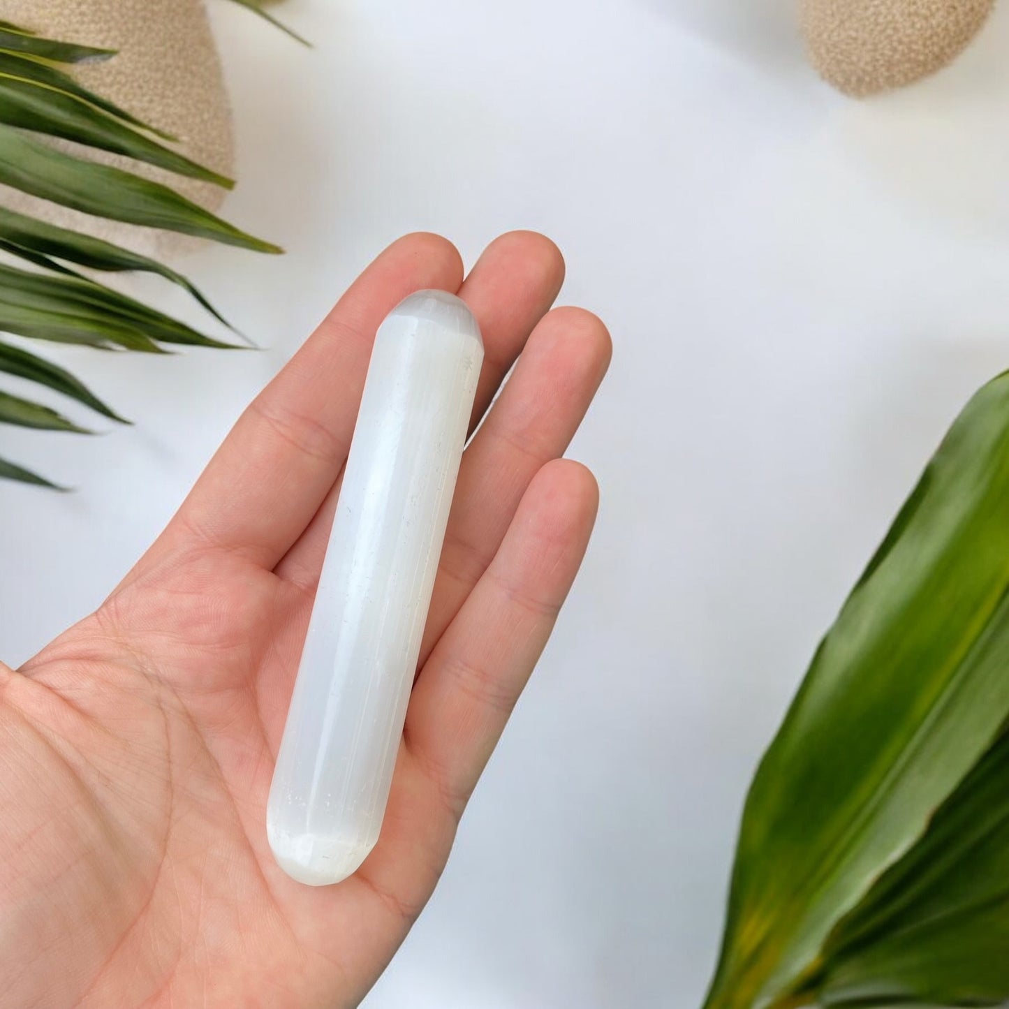 Selenīta Masāžas nūja (S izmērs)