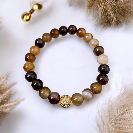 Ahāta rokassprādze