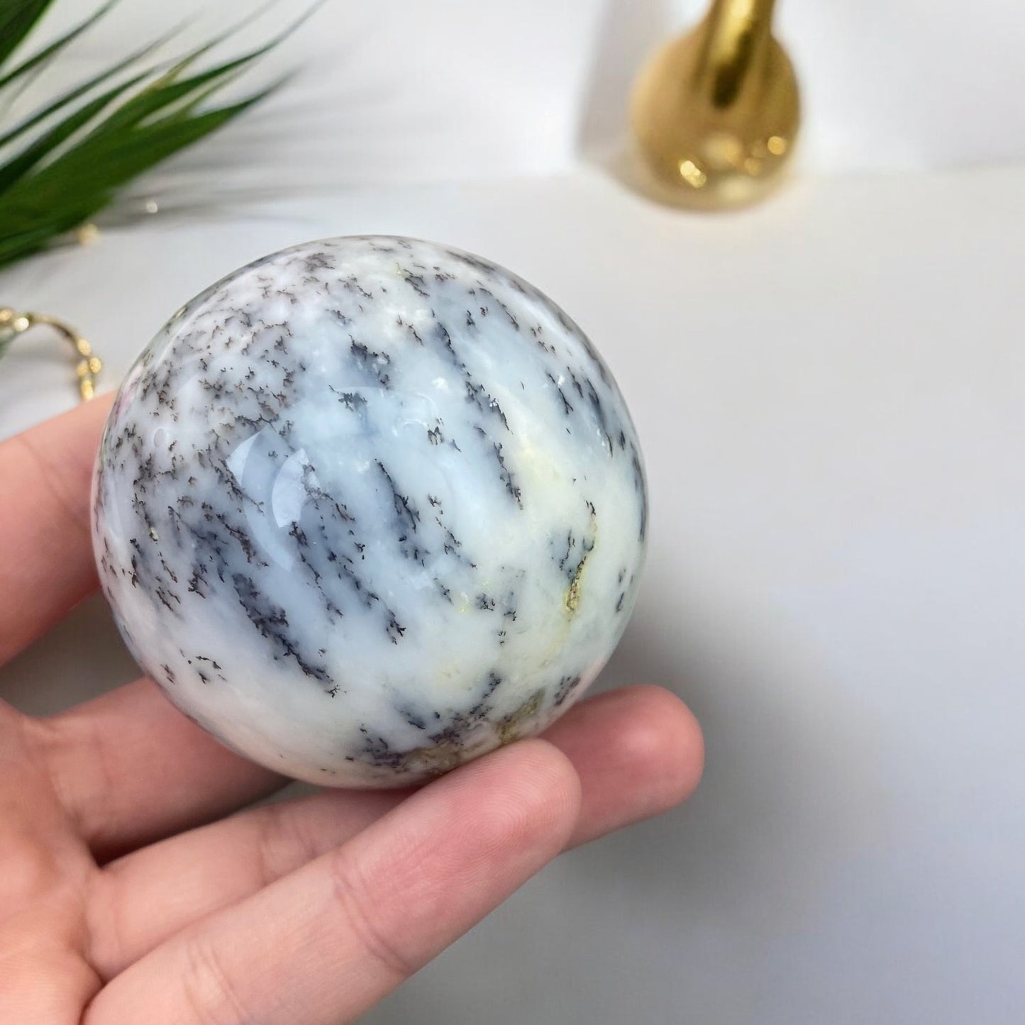 Opāla lode (Opāls 5,7 cm, 222 g.)