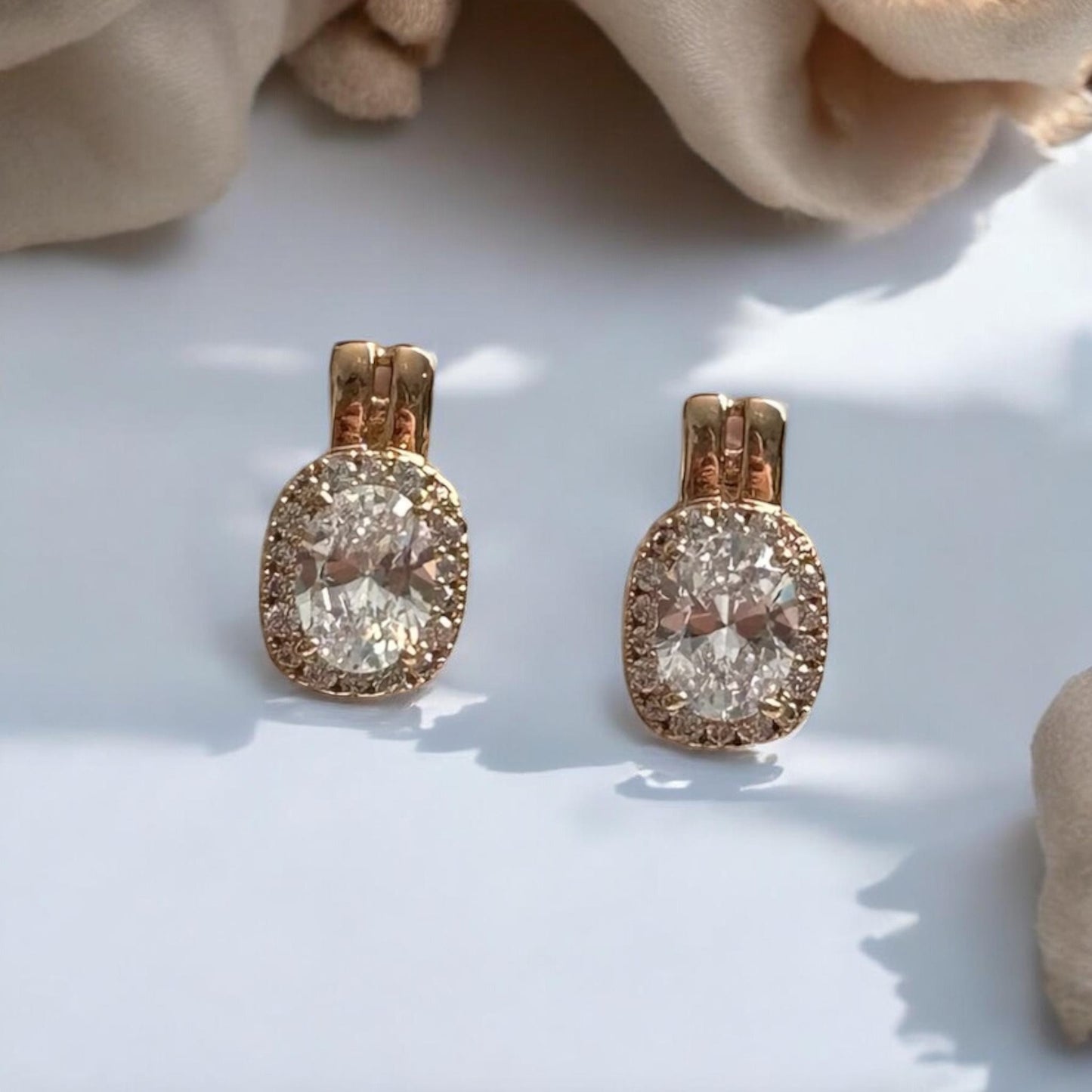 Apzeltīti auskari "Clarity" ar baltiem kubiskiem cirkonijiem