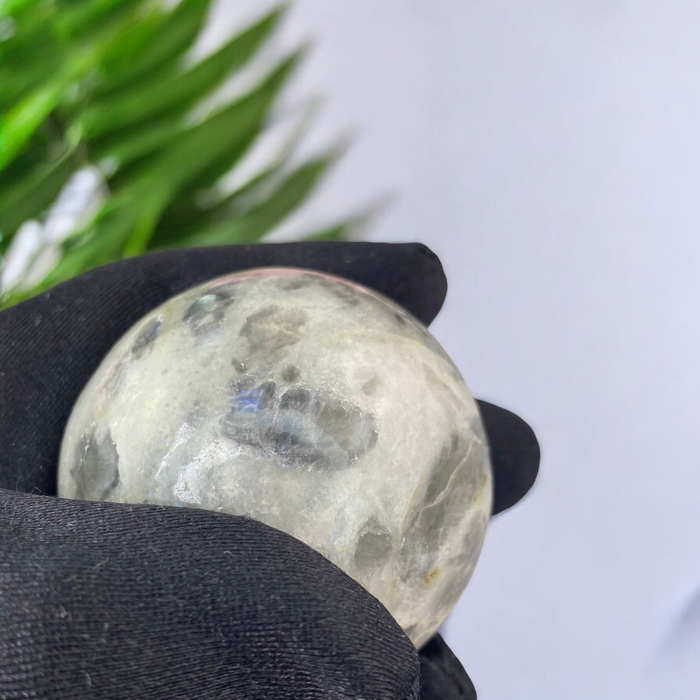 Mēnessakmens ar Labradorītu (5,1 cm)