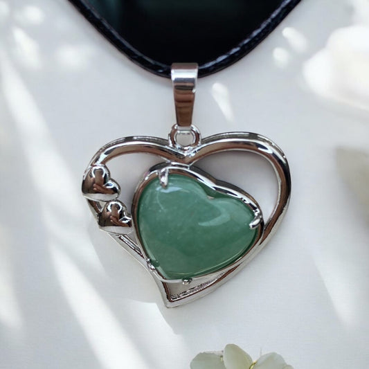 Avanturīna kulons sirsniņa