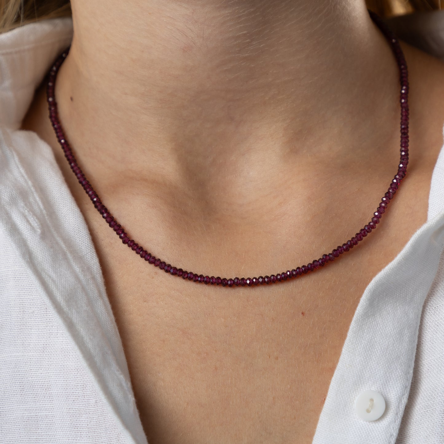 Garnet necklace (Garnet, polished shape, 3mm, 42 cm, clasp Silver 925-gold plated. )