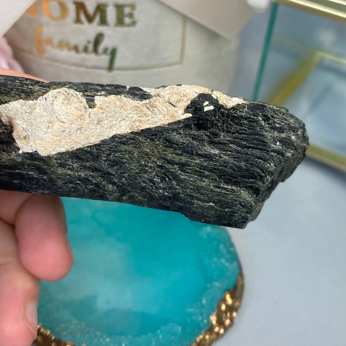 Epidote (252g.)