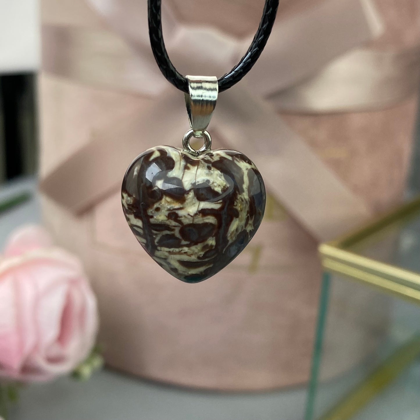 Jasper pendant "Heart"