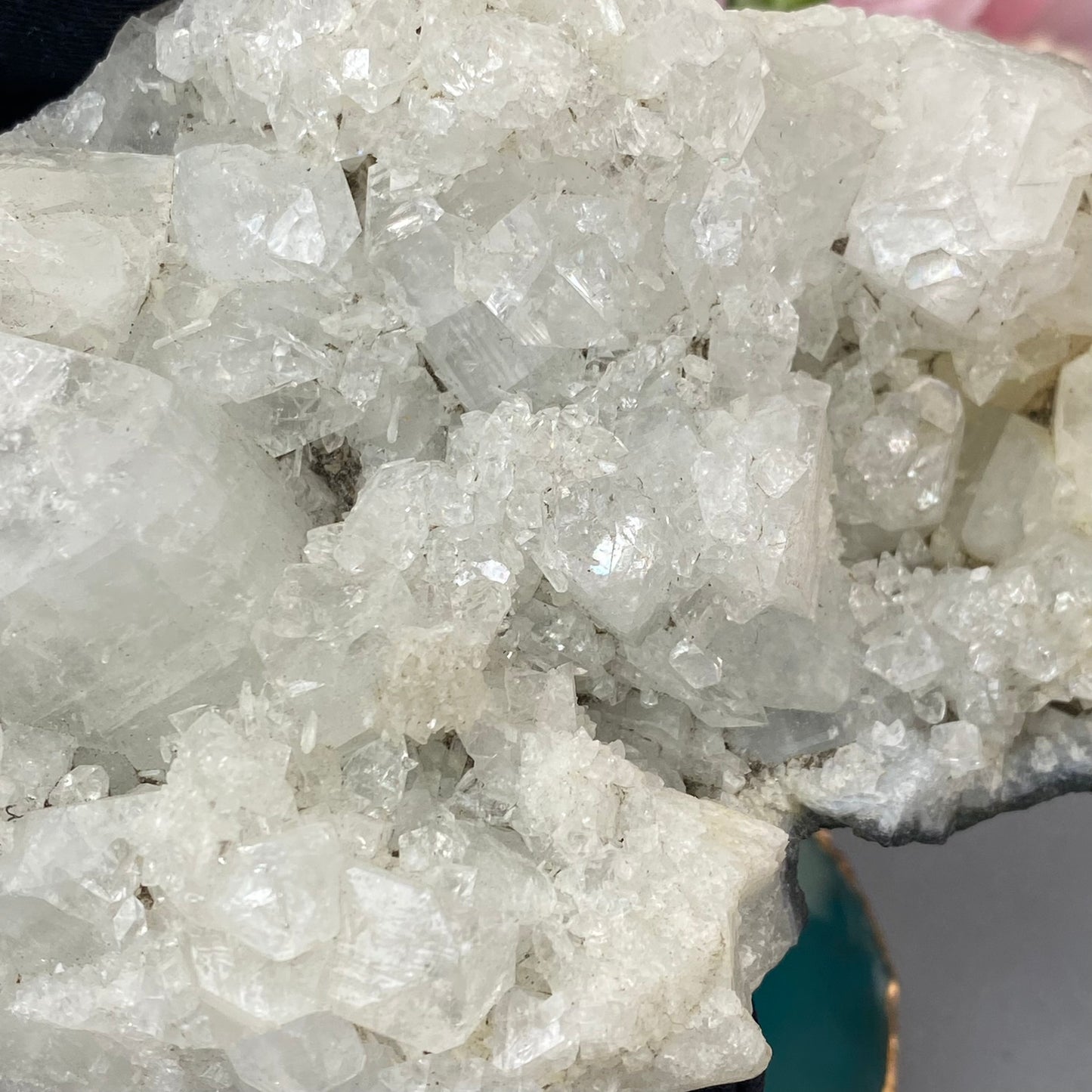 Apophyllite (520g.)