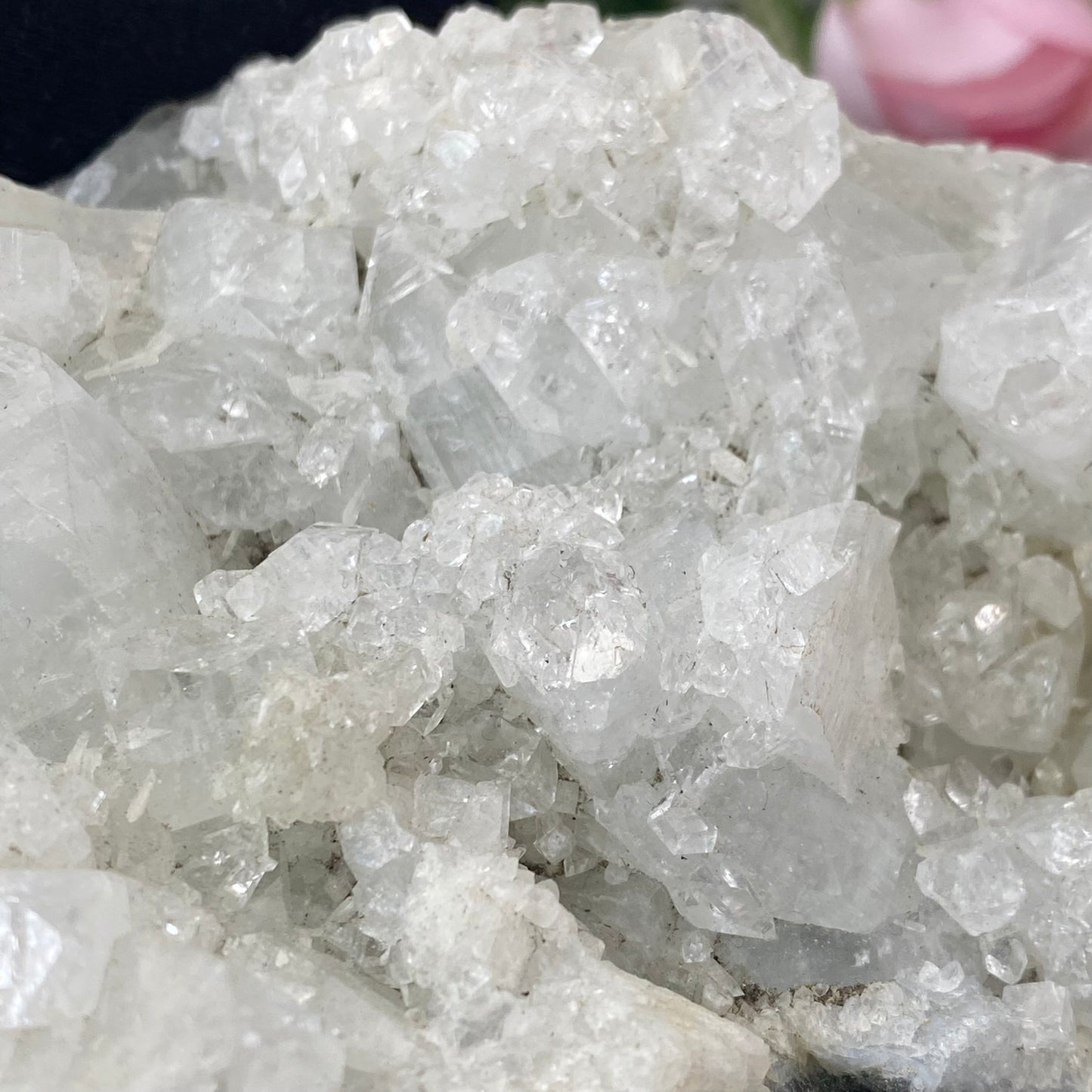 Apophyllite (520g.)