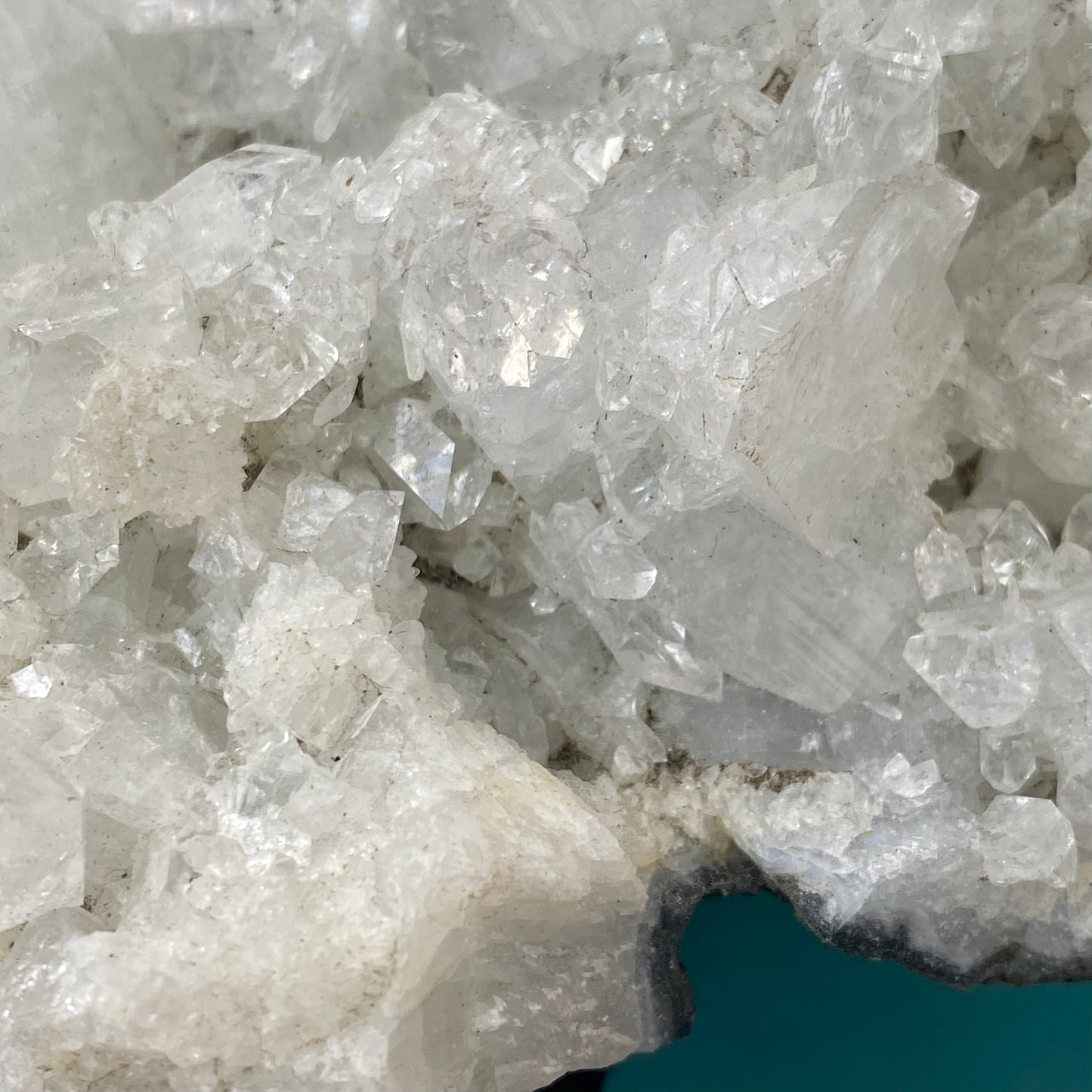 Apophyllite (520g.)