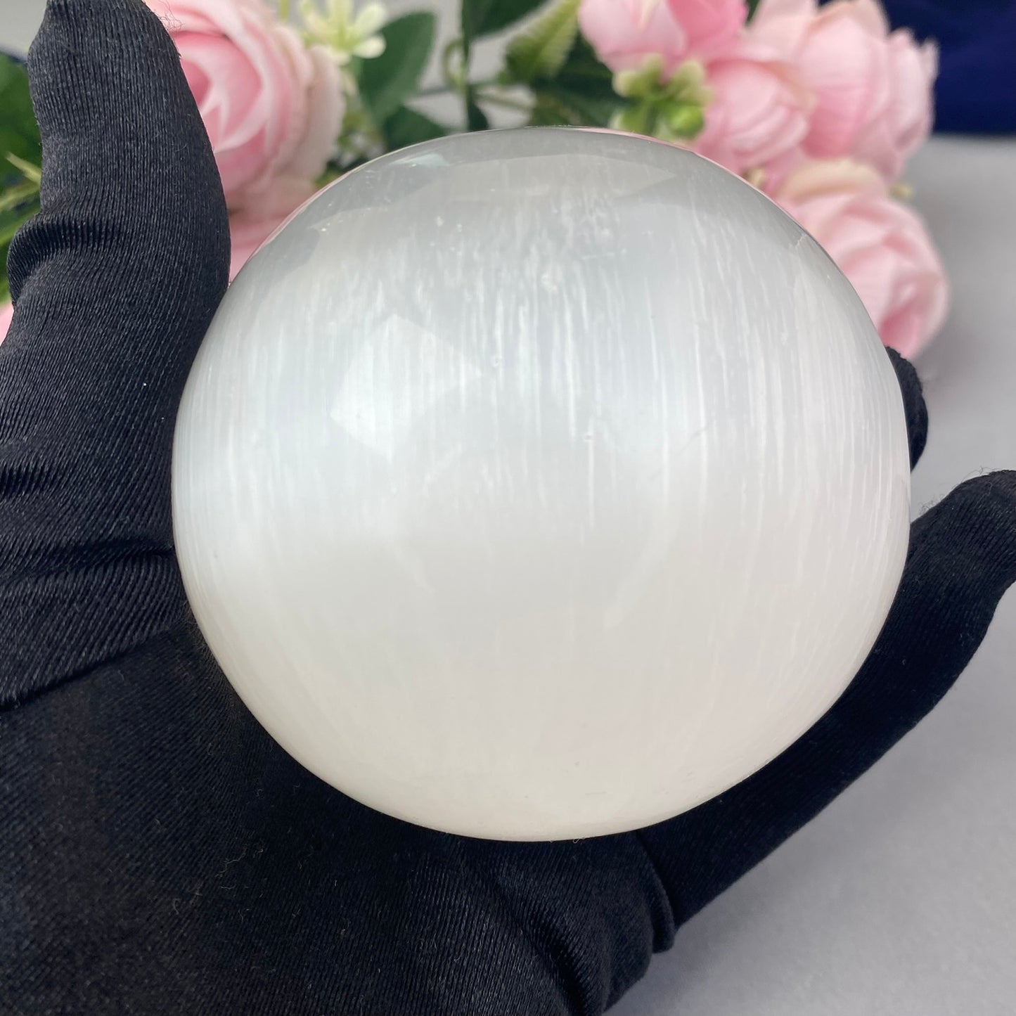 Selenite ball (Selenite M size 7cm., 561g)