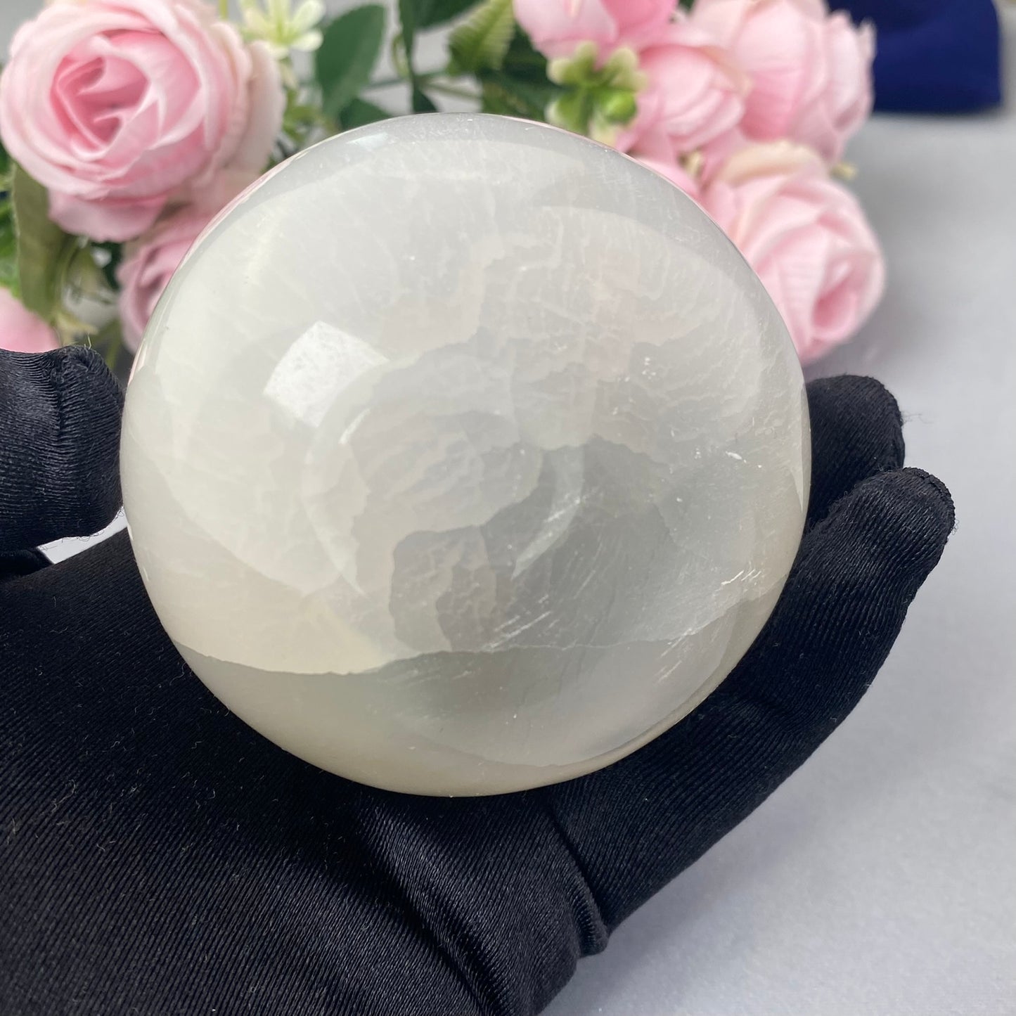 Selenite ball (Selenite M size 7cm., 561g)