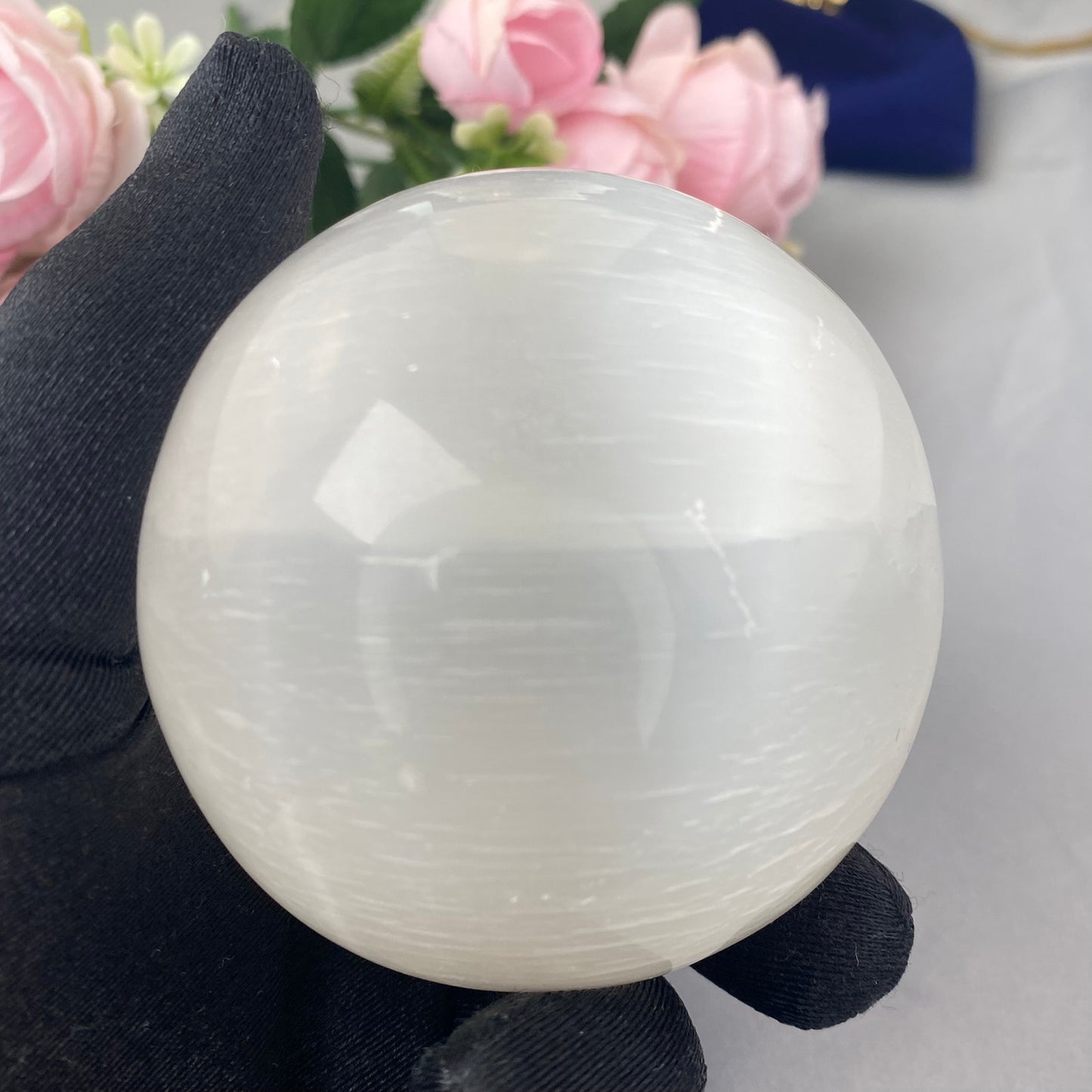 Selenite ball (Selenite M size 7cm., 561g)