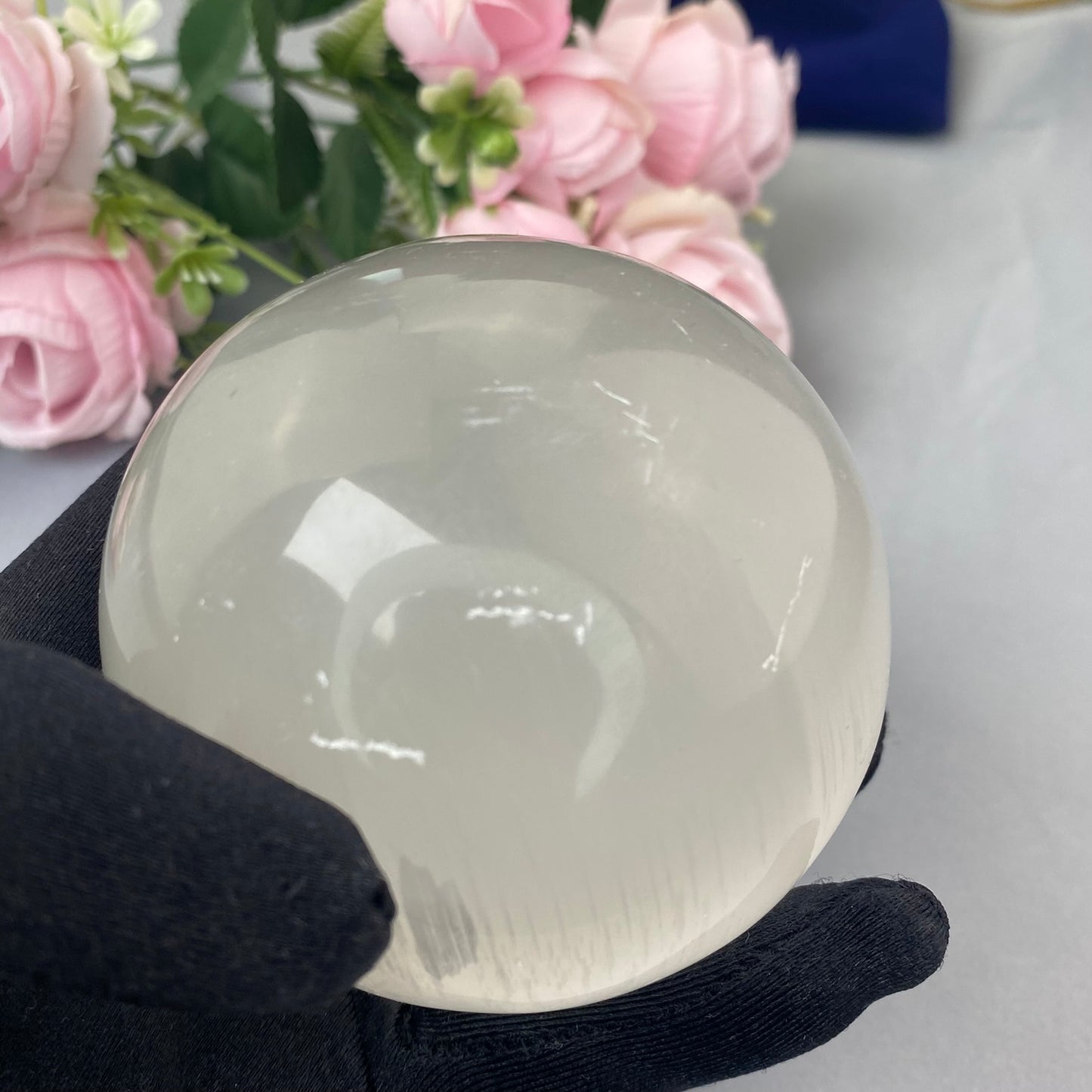 Selenite ball (Selenite M size 7cm., 561g)