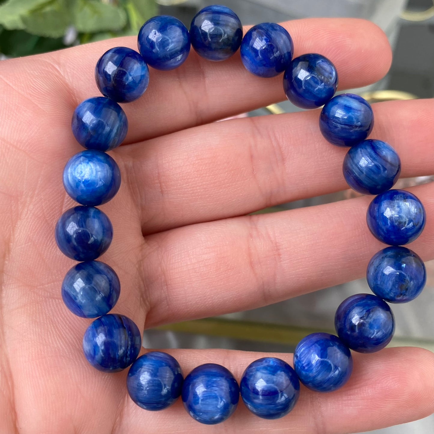 Kyanite bracelet (high quality, 10mm)