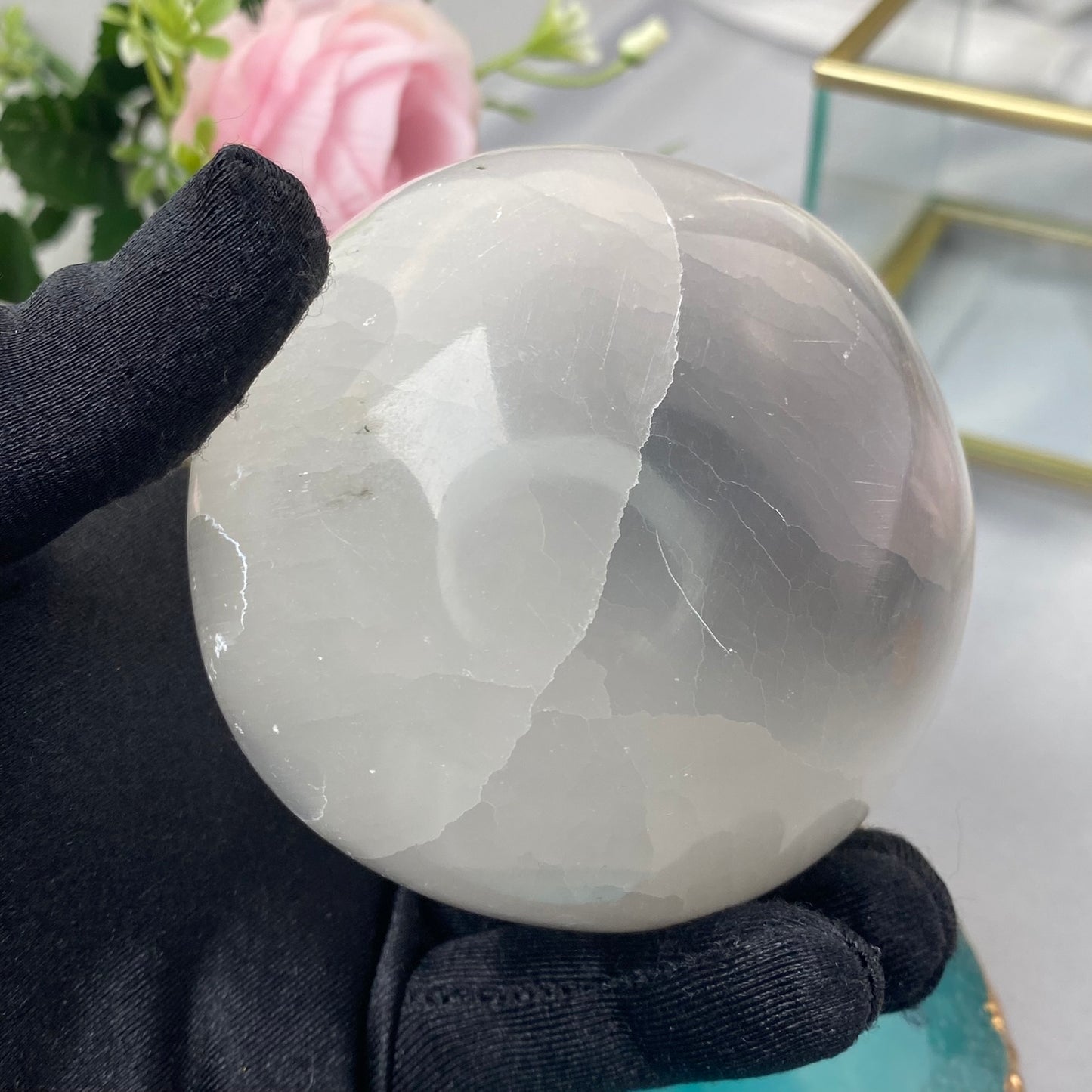 Selenite ball (Selenite L size, 7.2 cm)