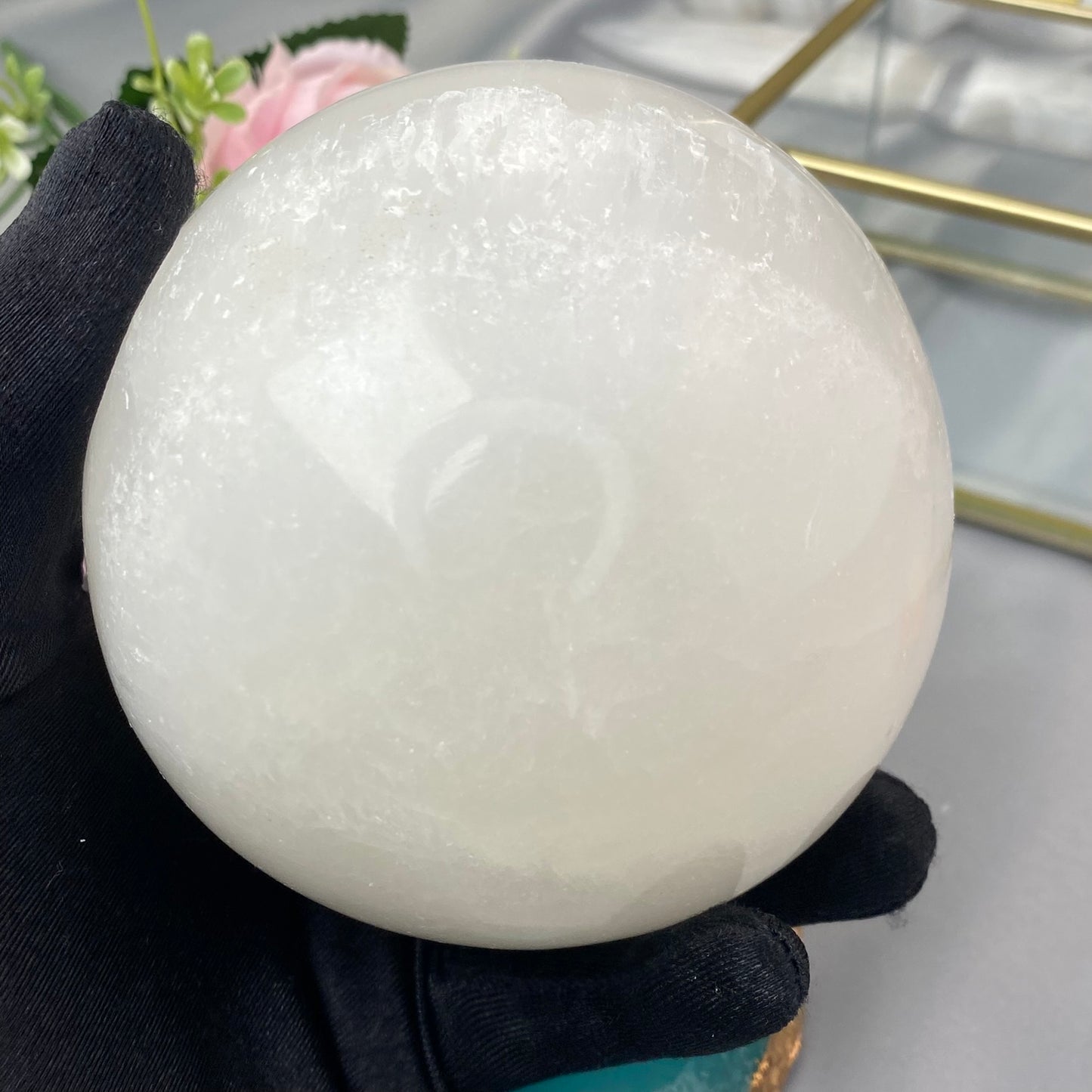 Selenite ball (Selenite XL size, 8 cm)