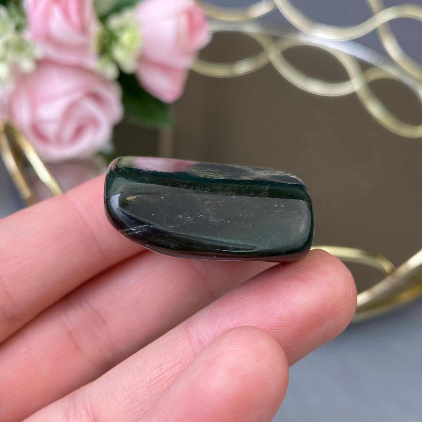 Natural polished Nephrite 31g. (Nephrite Jade)