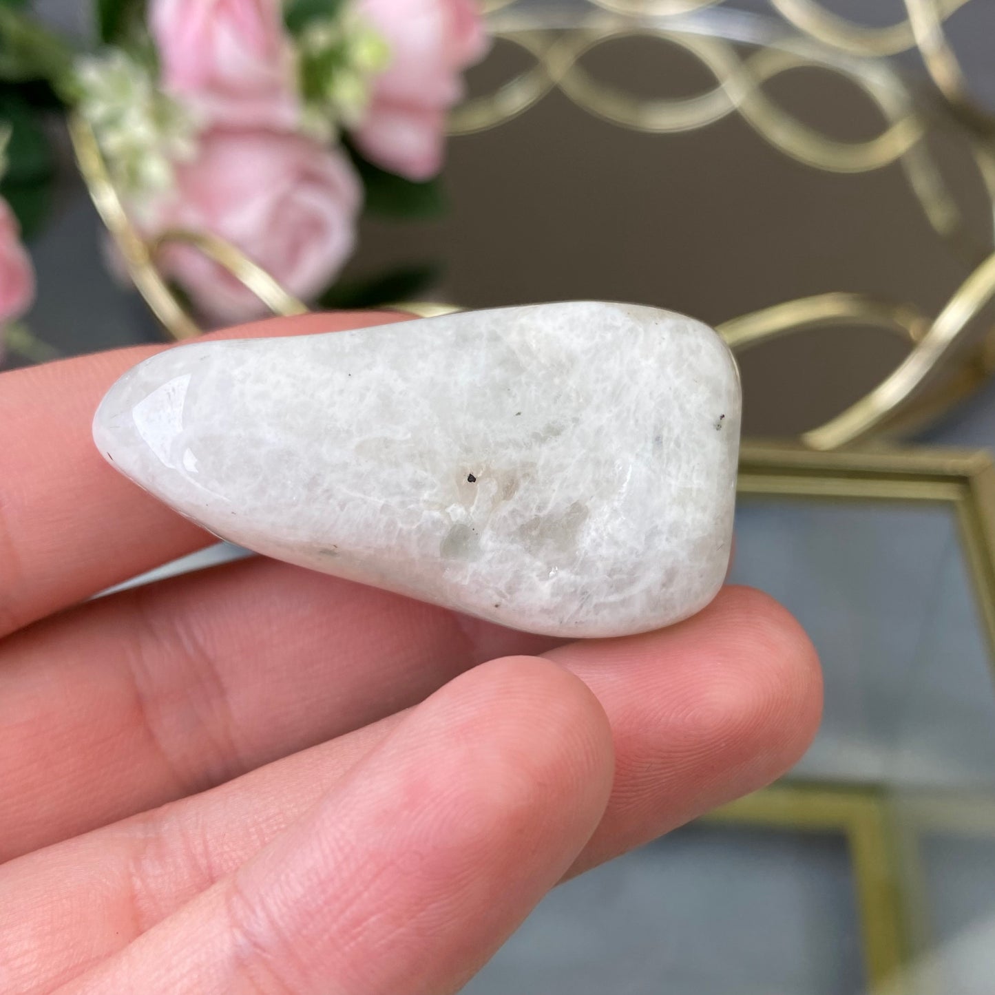 Natural polished Moonstone 33g.