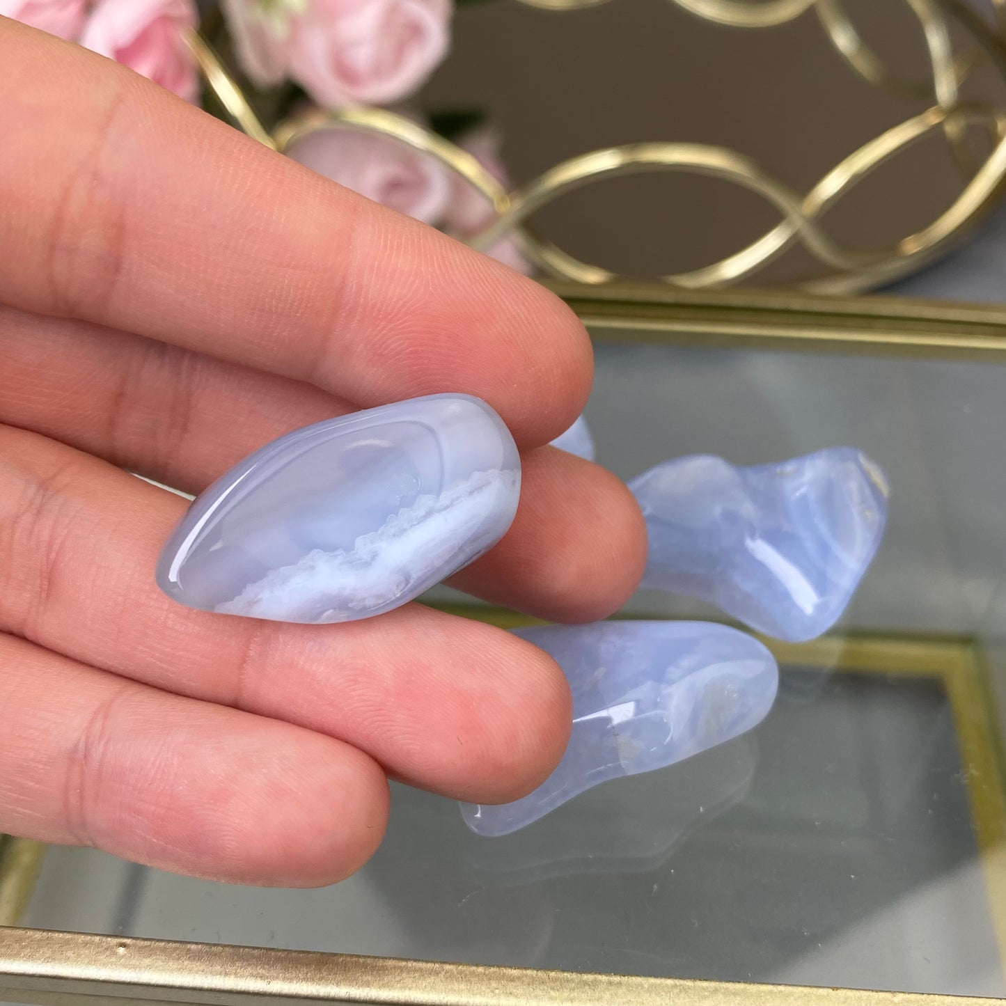 Natural polished Blue Chalcedony (1pc.)