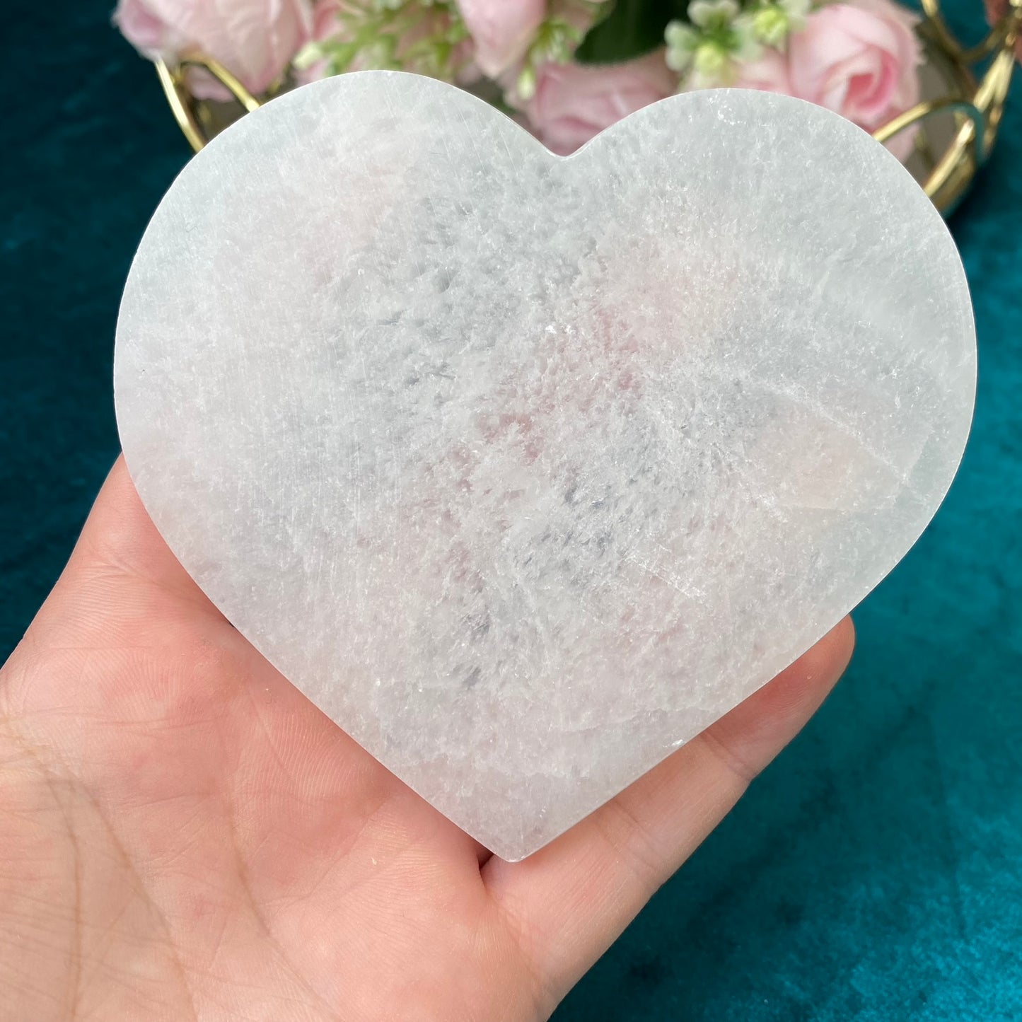 Selenite charging pad Heart size-M