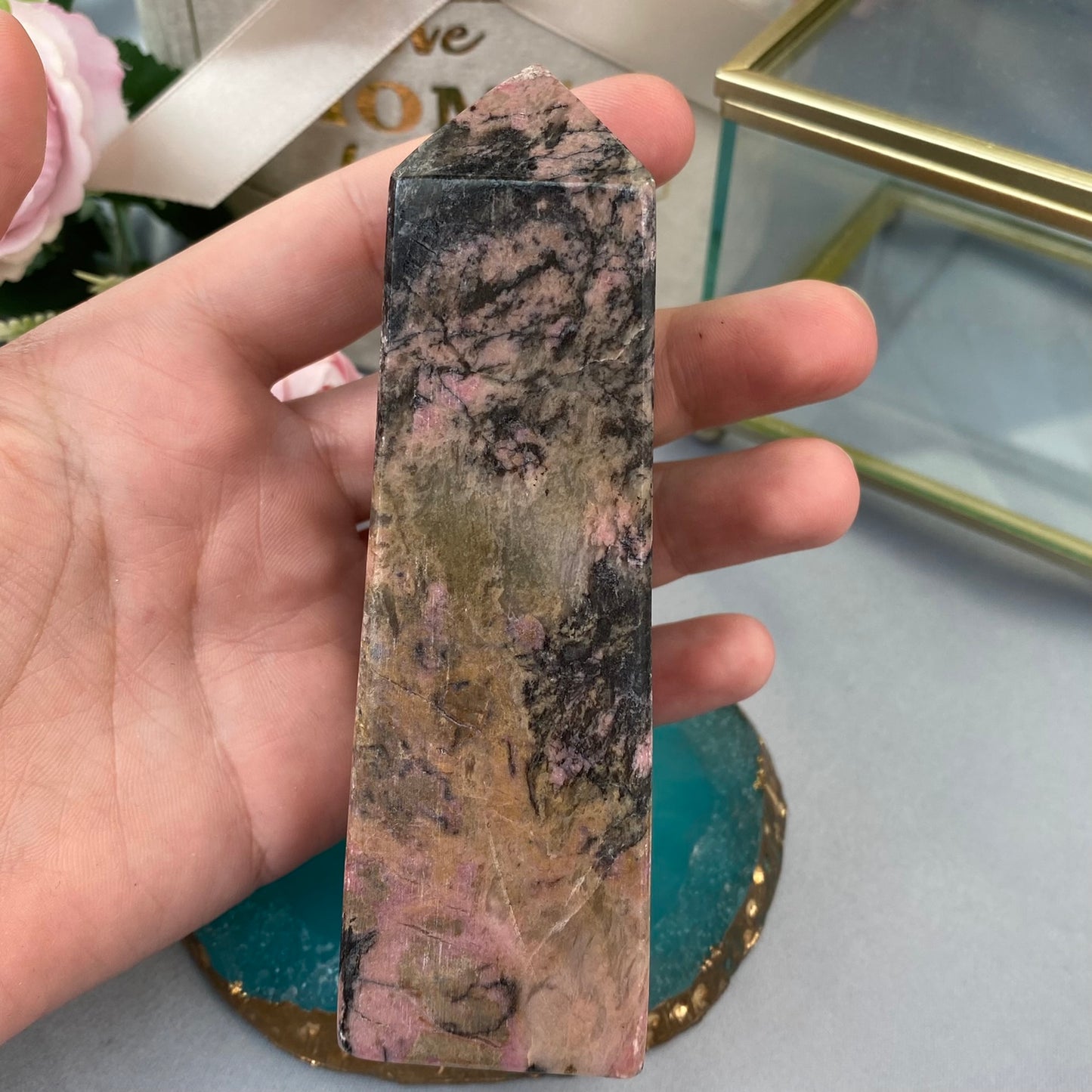 Rhodonite tower (Rhodonite 403g., 11.5x3.5cm)