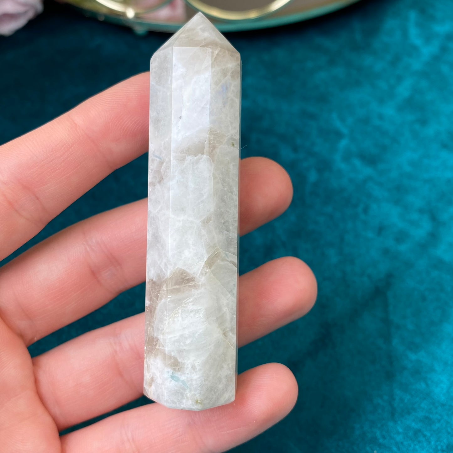 Natural Moonstone tower 60g.