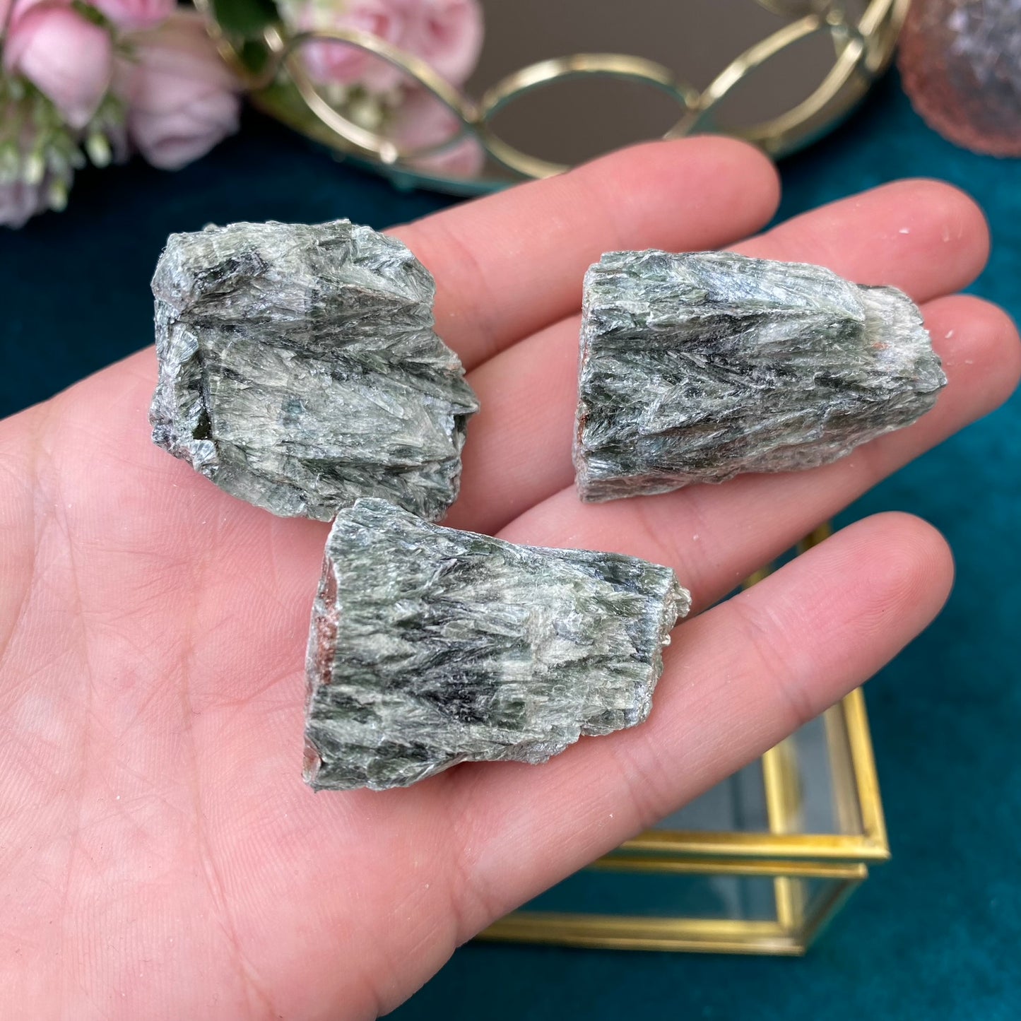 Natural raw Seraphinite (1pc.)