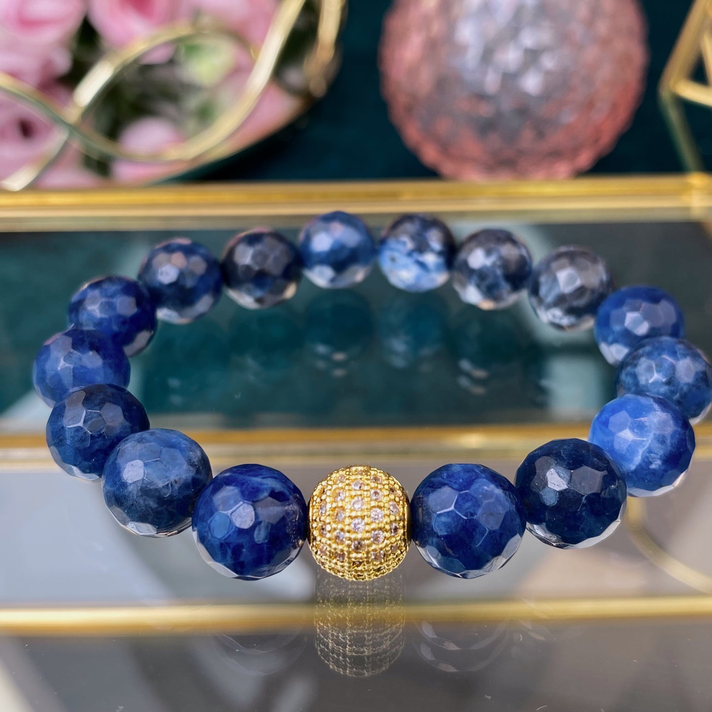 Sodalite bracelet (Sodalite, polished shape, 10mm.For success, knowledge and luck.)