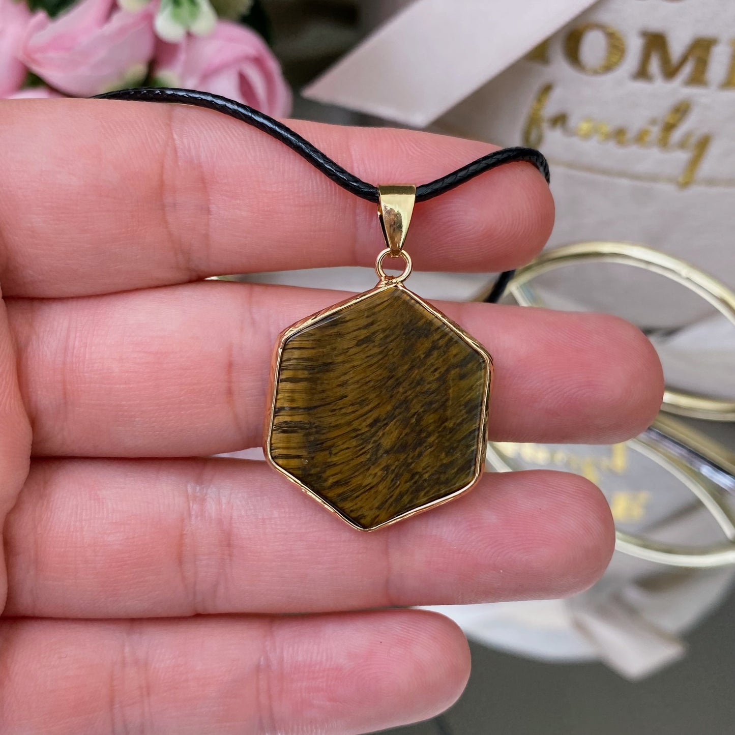 Tiger Eye pendant (Tiger Eye)