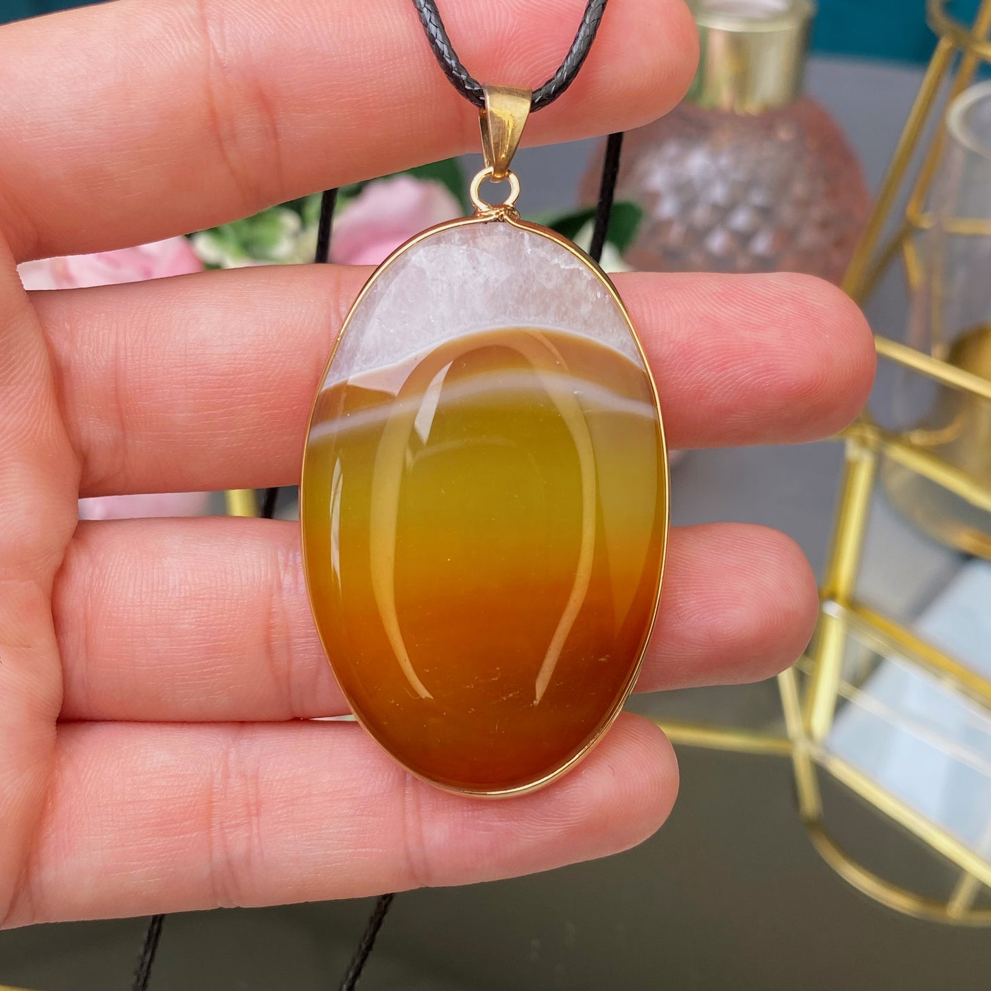 Agate pendant