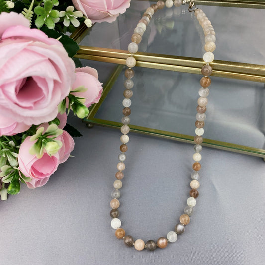 Moonstone necklace (Moonstone 7mm)