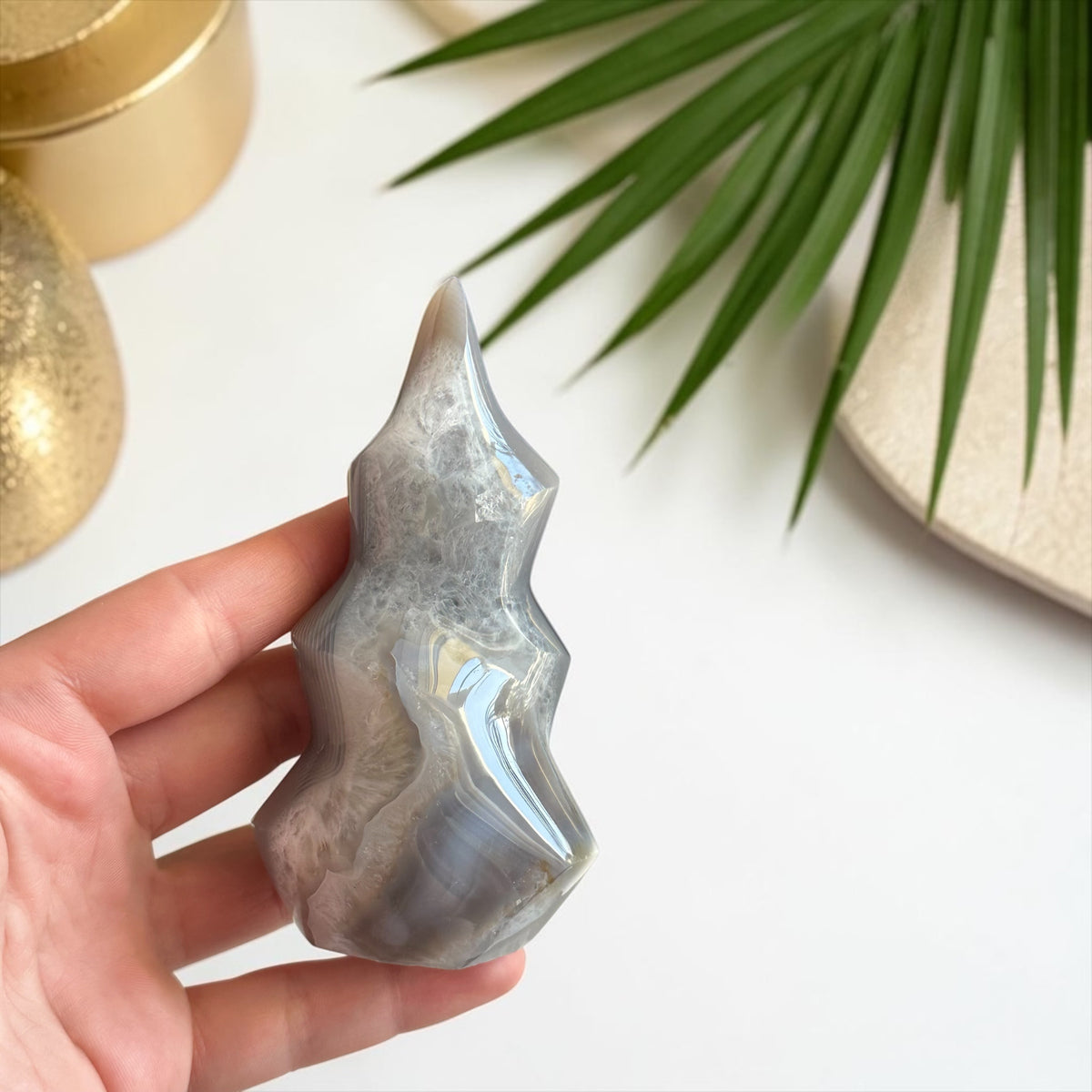 Pelēkais ahāts ar kalnu kristālu - liesmas formas kristāls