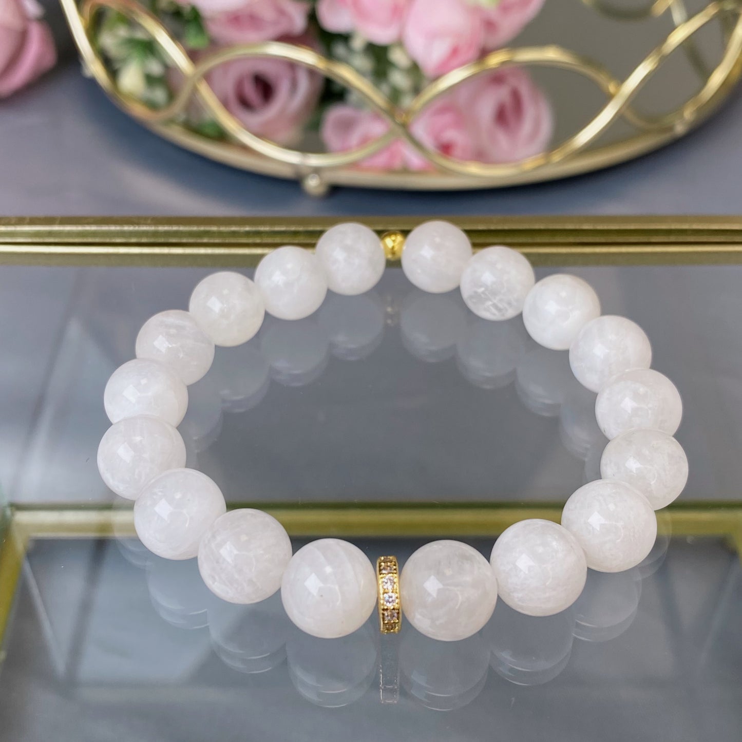 Moonstone bracelet (Moonstone, 10mm.For strength, growth and confidence)