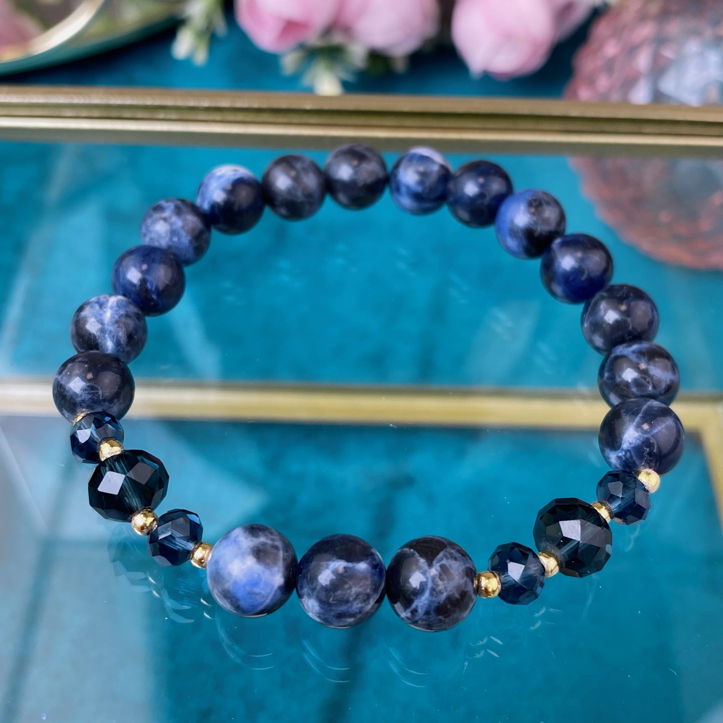 Sodalite bracelet (Sodalite, 8mm.For success, knowledge and luck.)