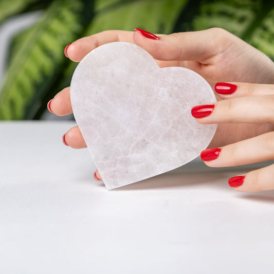 Selenite charging pad Heart size-S