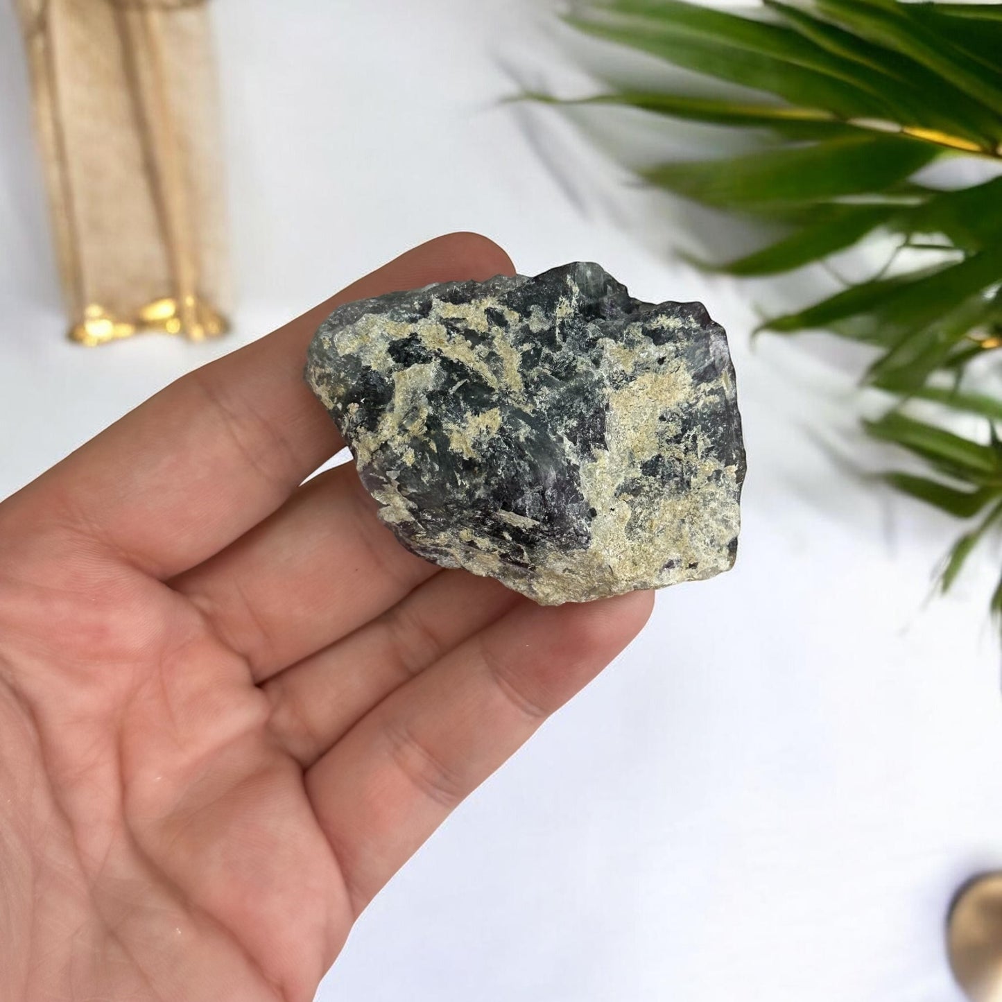 Neapstrādāts Fluorīts